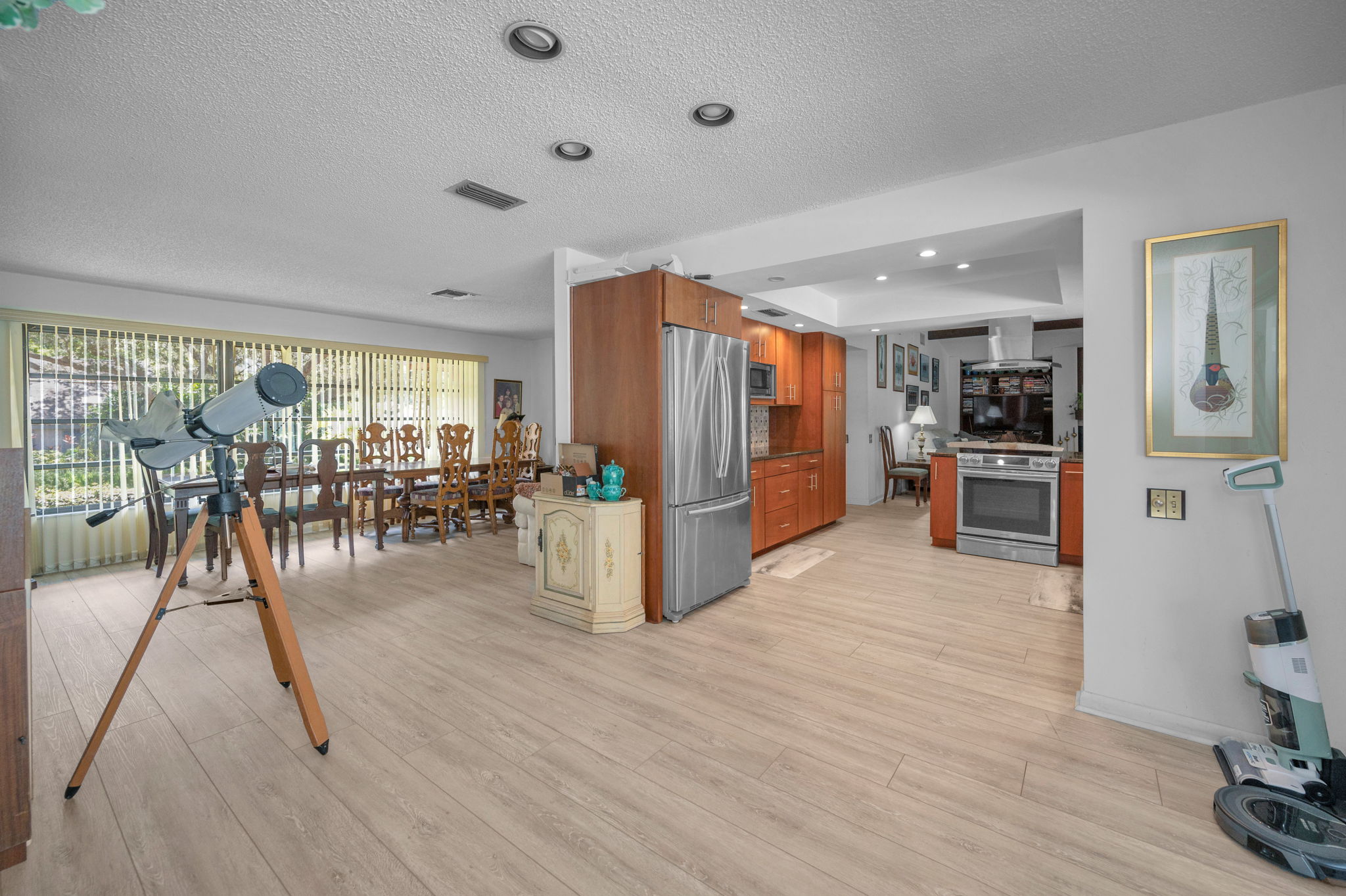 Dining Room2