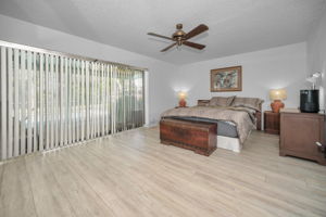 Primary Bedroom1b