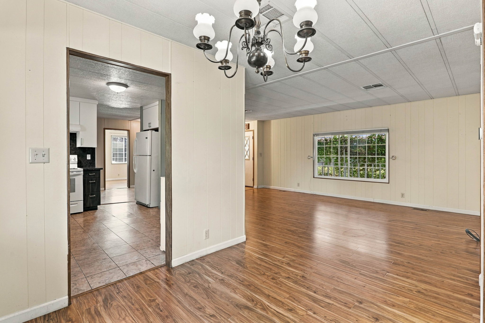 Living/Dining Room