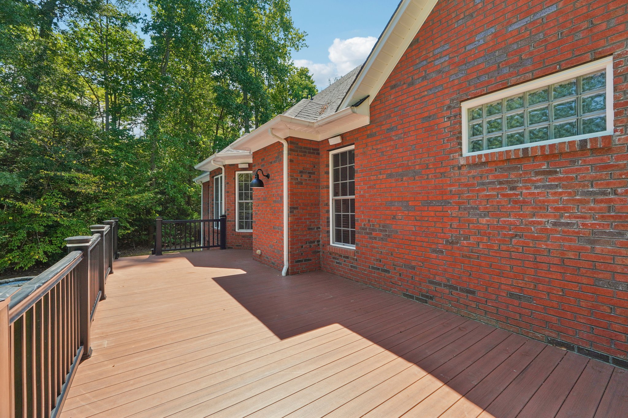 Patrick Place Cir-S1109-044.jpg