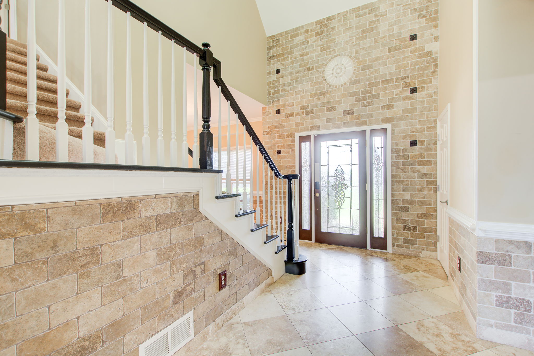 3 Entryway w Staircase Detail