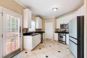 15 Kitchen C