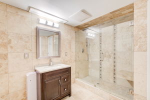 37 Terrace Level Full Bath A