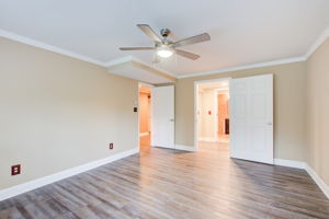 42 Terrace Level BR 6 B