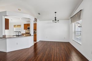Randall Manor St-S0705-009.jpg