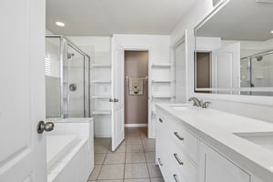 Randall Manor St-S0705-018.jpg