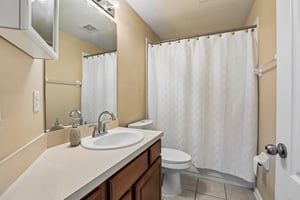 Randall Manor St-S0705-020.jpg