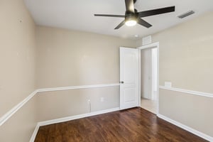Randall Manor St-S0705-022.jpg
