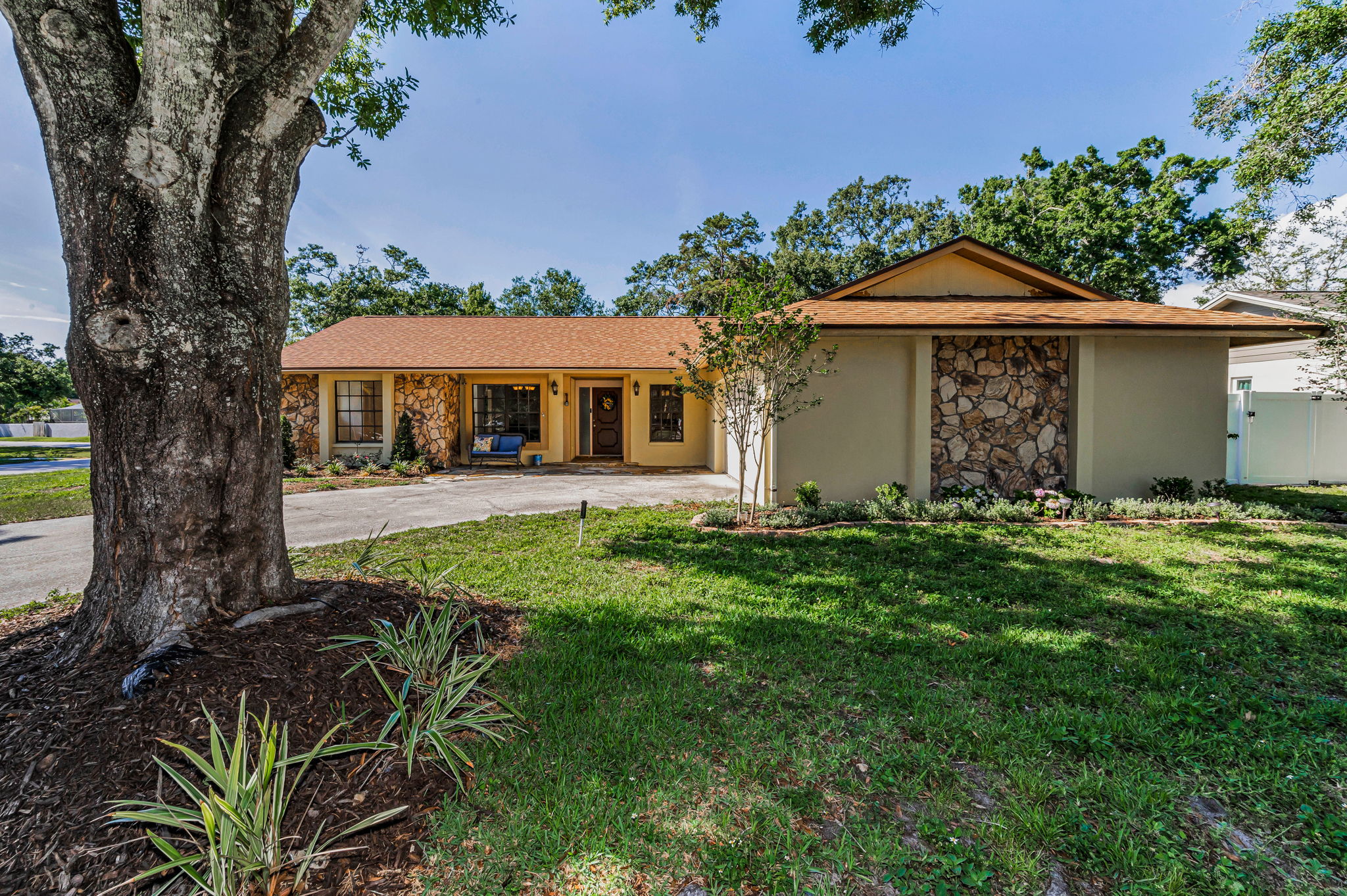 Front Exterior3