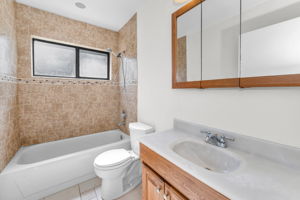 Bathroom2