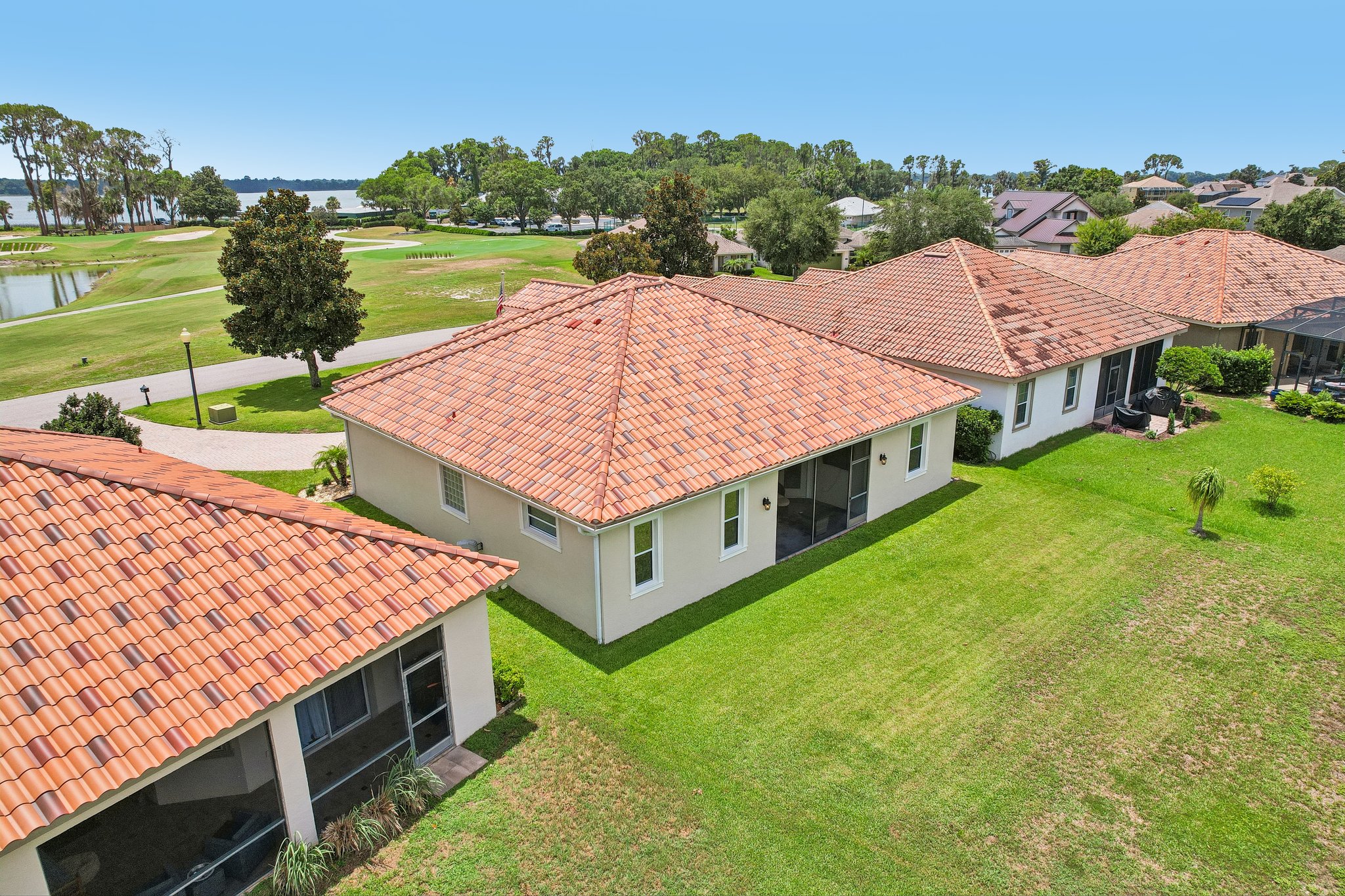 Island Club Dr-S1507-047.jpg