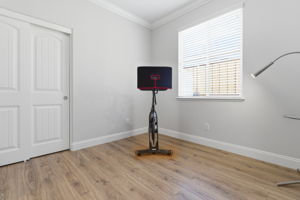  Photo 51