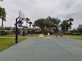 Basketball & Kids Park