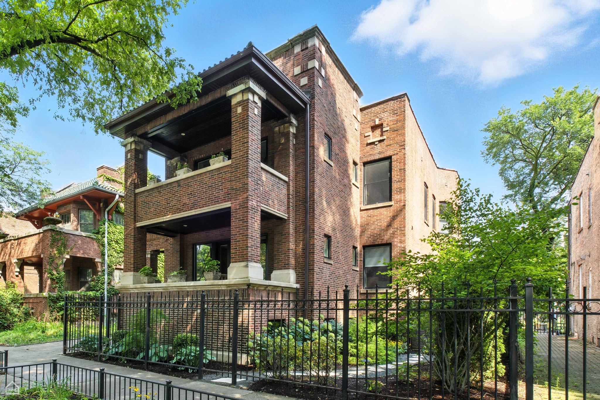 3042 W Palmer Square 1_003