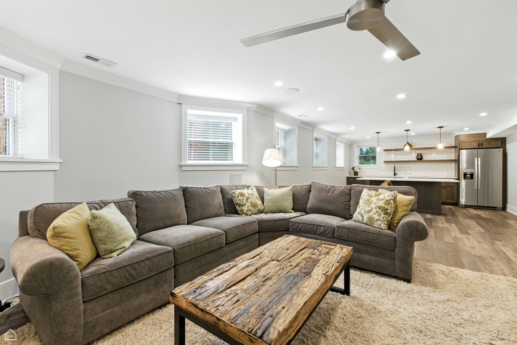 3042 W Palmer Square 1_034