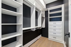 3042 W Palmer Square 1_008