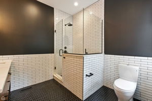 3042 W Palmer Square 1_009