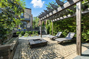 3042 W Palmer Square 1_027