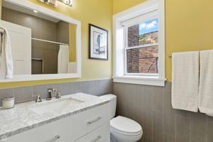 3042 W Palmer Square 2_018