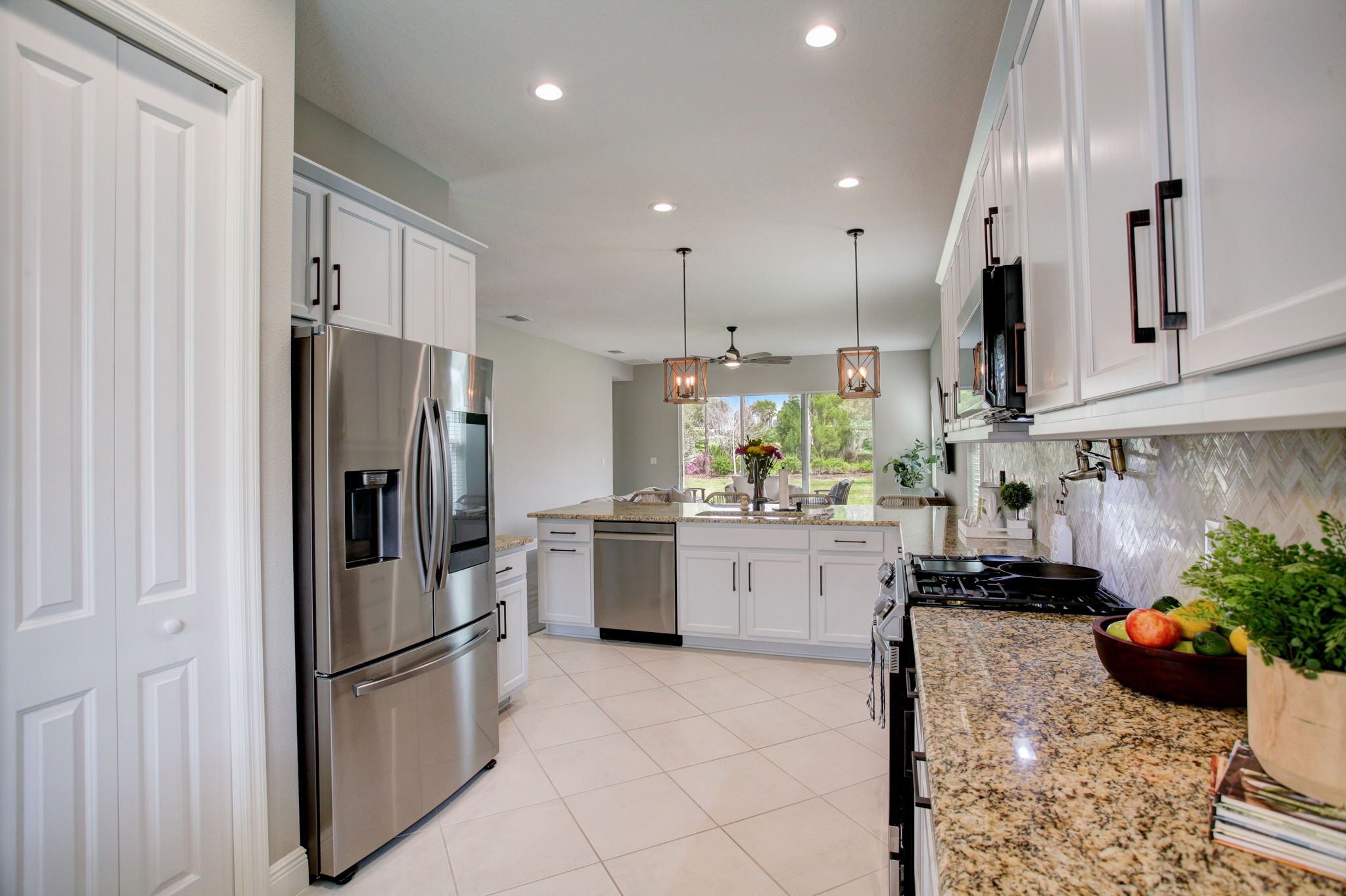 Sunland Ct-018