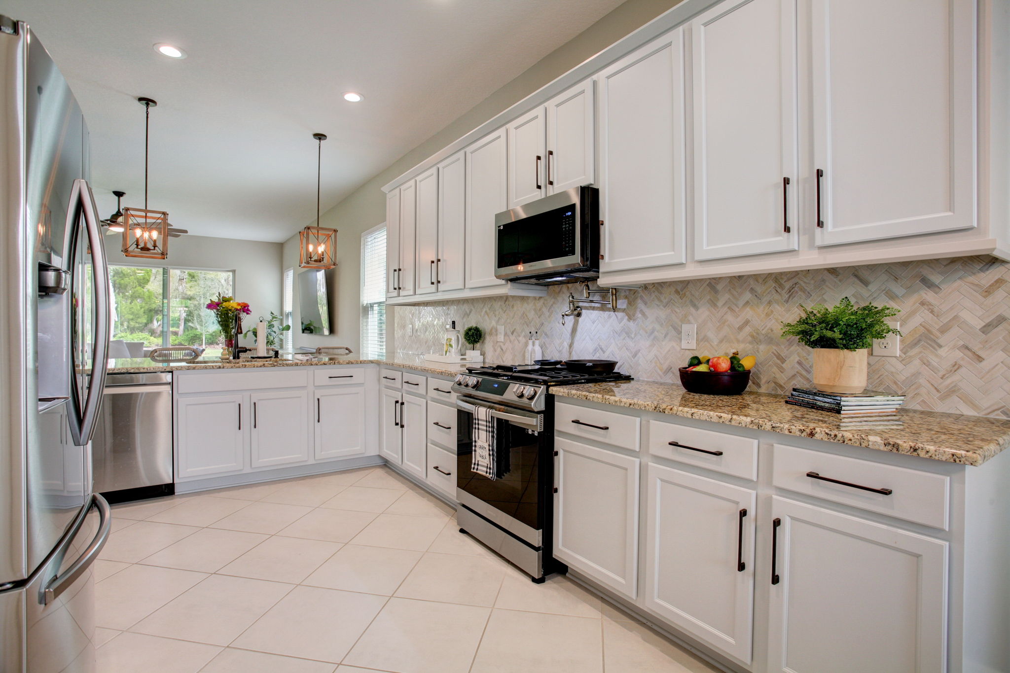 Sunland Ct-017