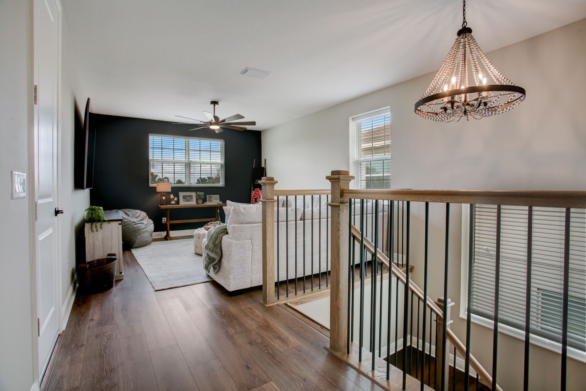 Sunland Ct-023