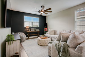 Sunland Ct-024