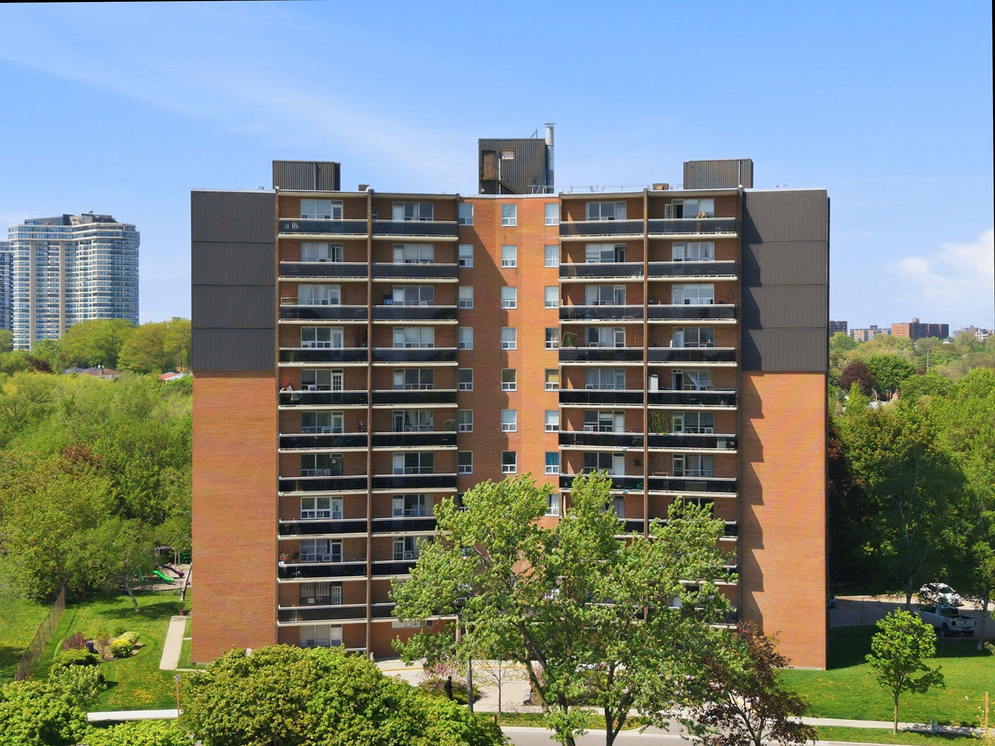 3045 Queen Frederica Dr, Mississauga, ON L4Y 3A2, Canada