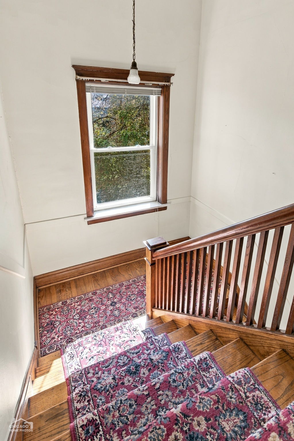 Lovely welcoming front hallway