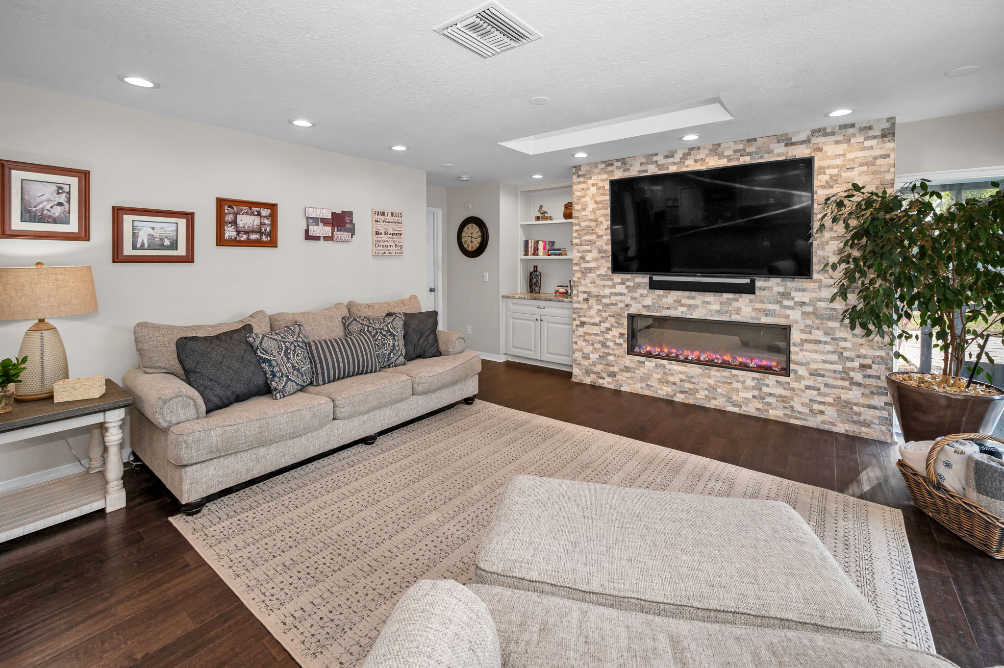 Family Room3