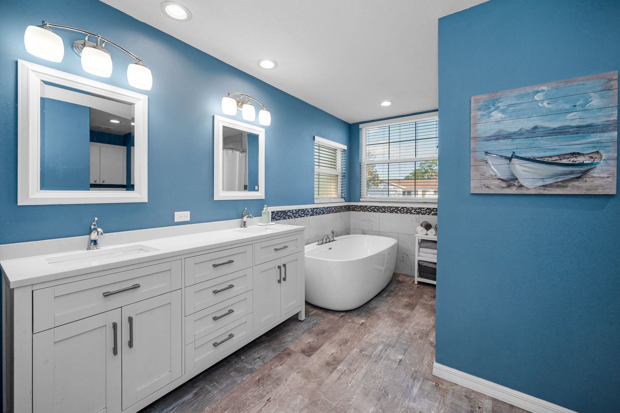 Master Bathroom1a