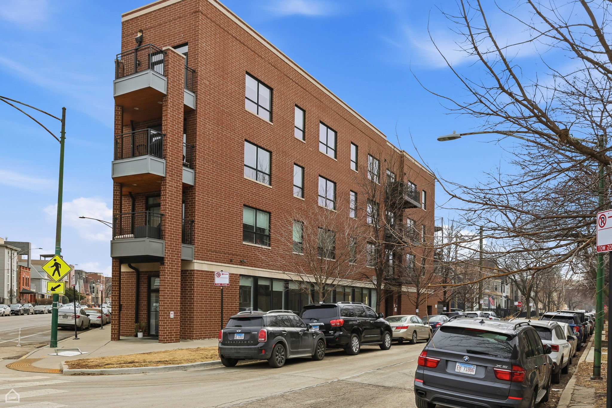 3047 N Oakley Ave 301 - Laura Kisling_CHP2026_002