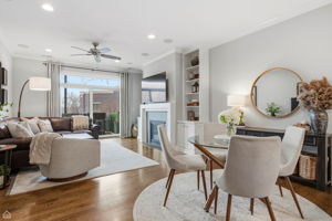 3047 N Oakley Ave 301 - Laura Kisling_CHP2026_005