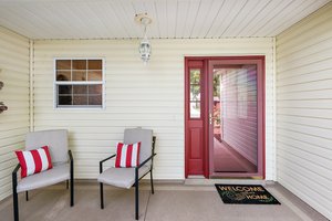 Front Sitting Area and Entry