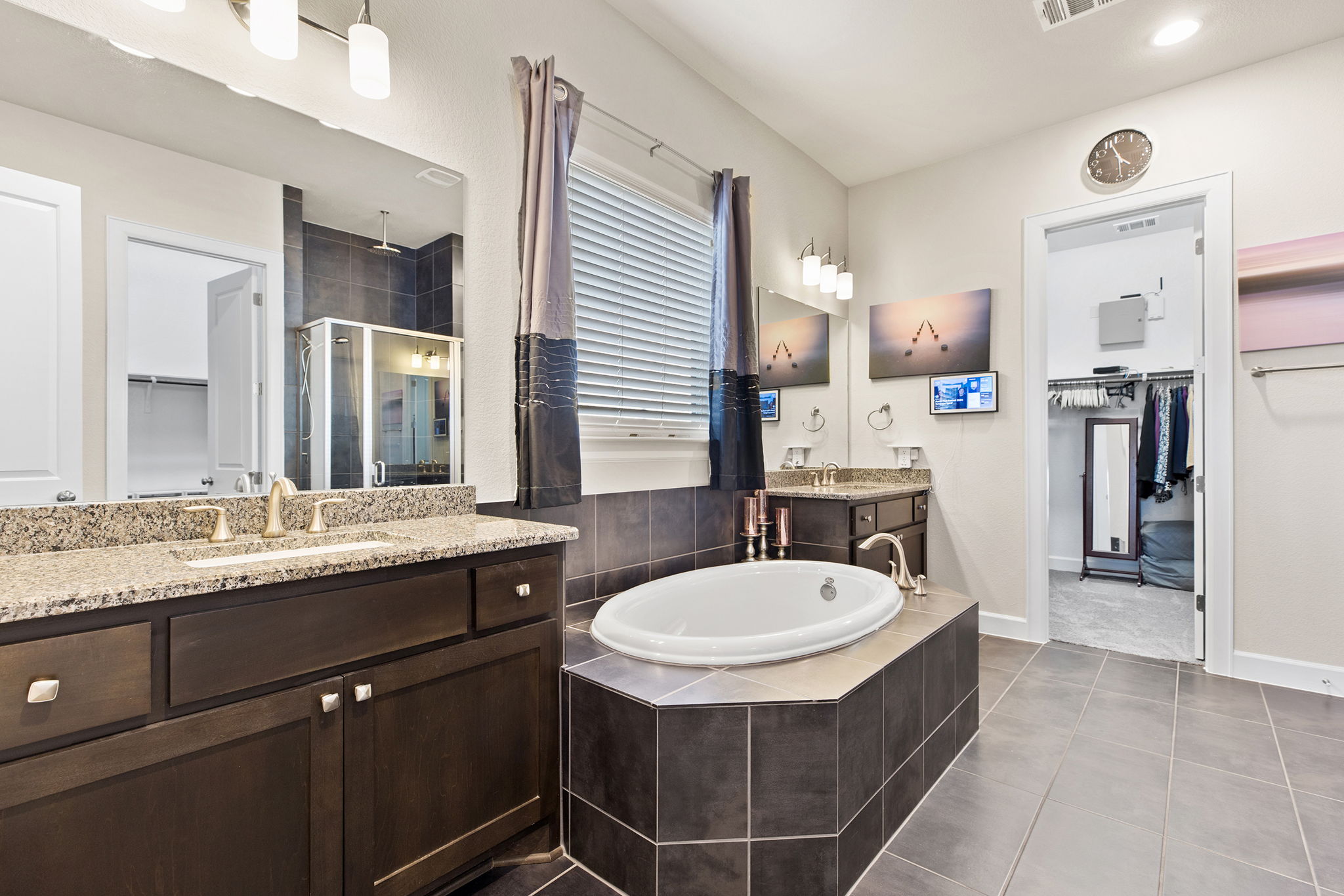 Owners Bathroom DUAL SINKS