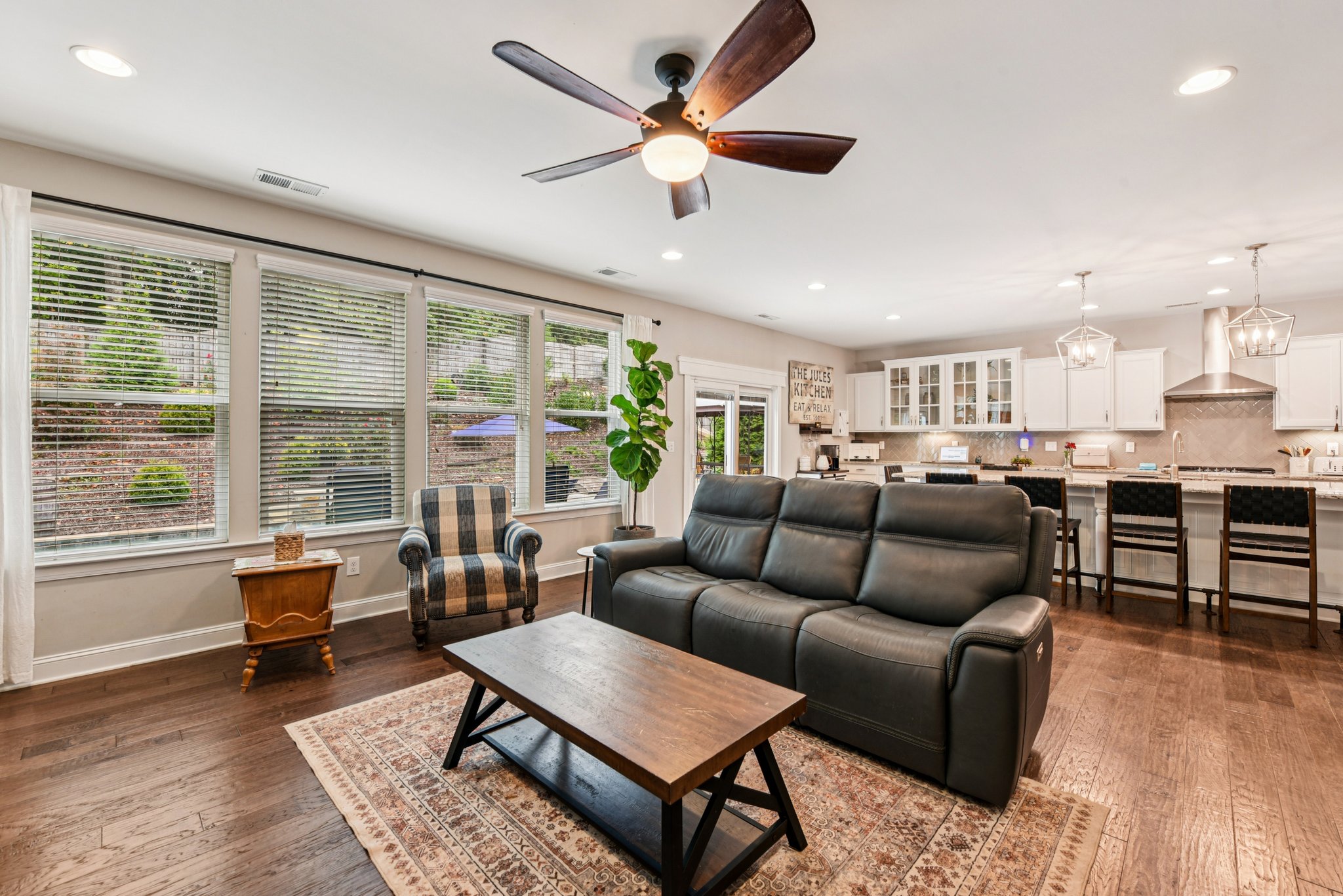 Carriage Oak Wy-S2709-007.jpg