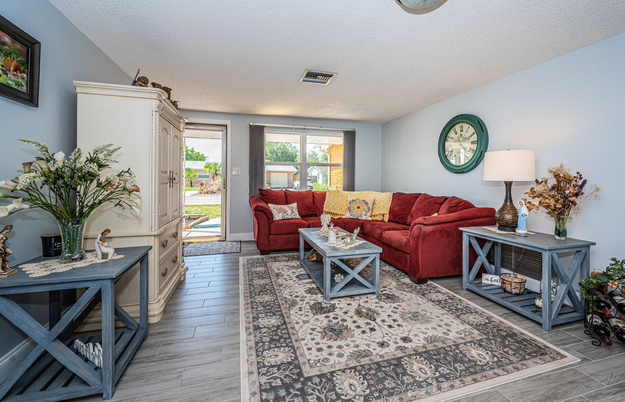 Living Room2