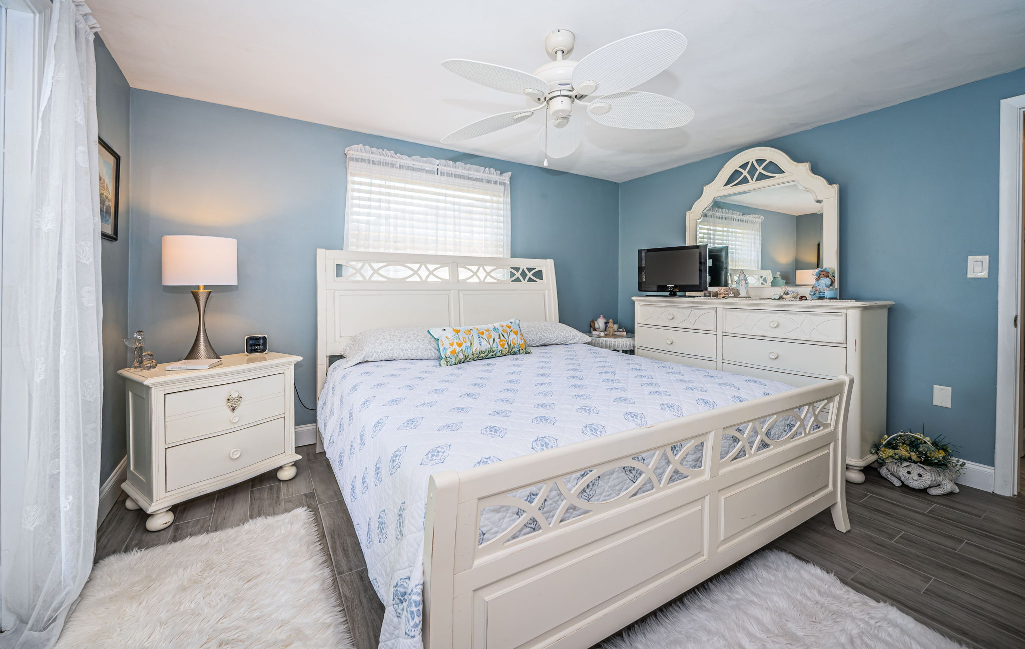 Master Bedroom1d