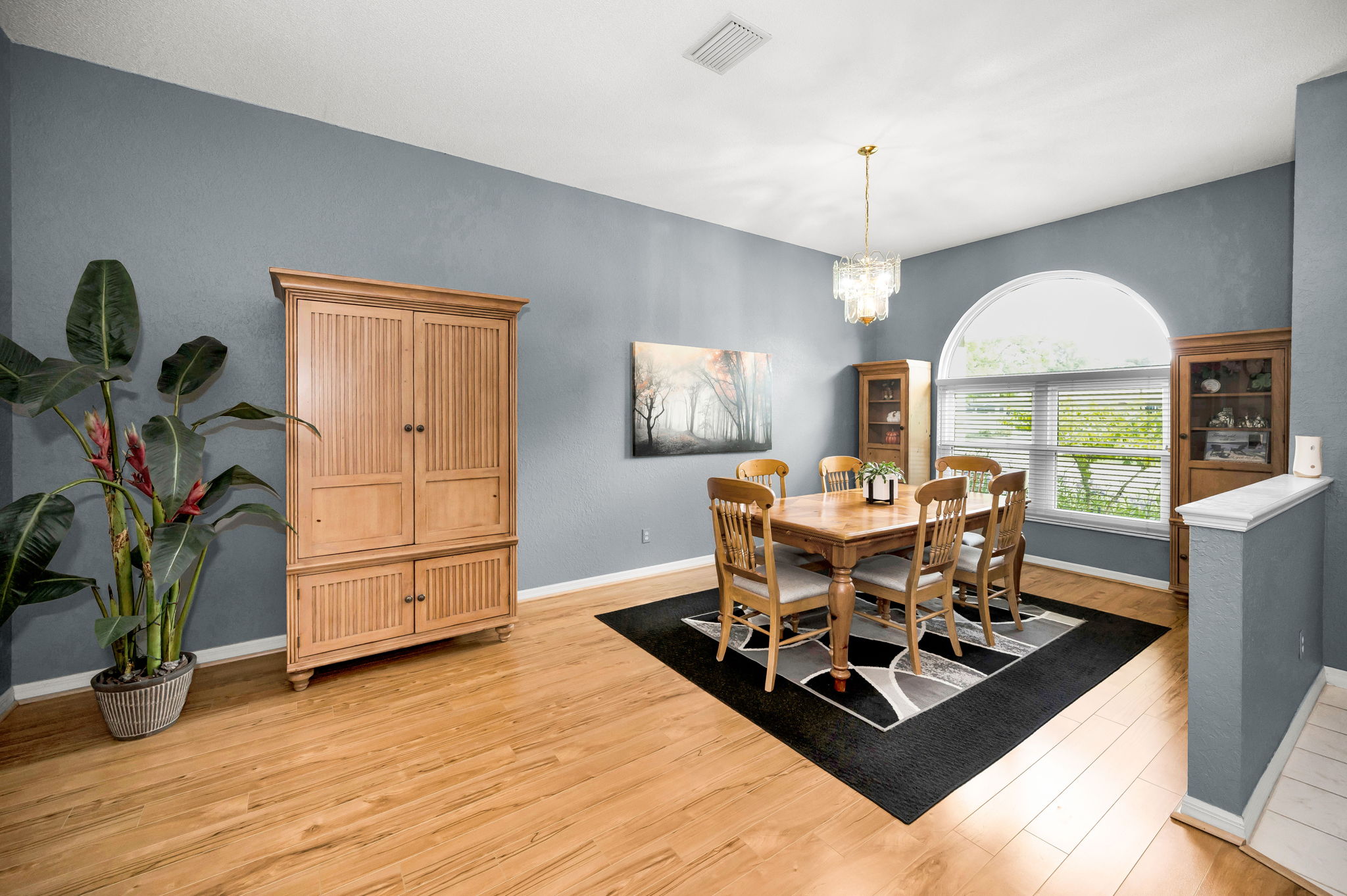 Dining Room2
