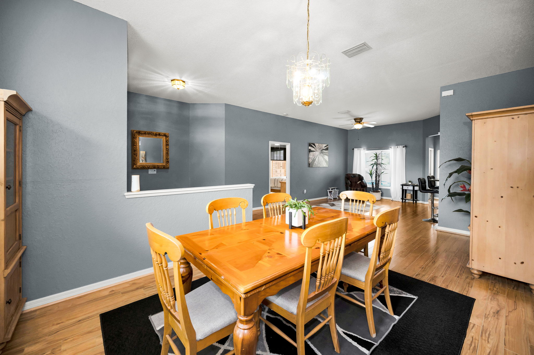 Dining Room3