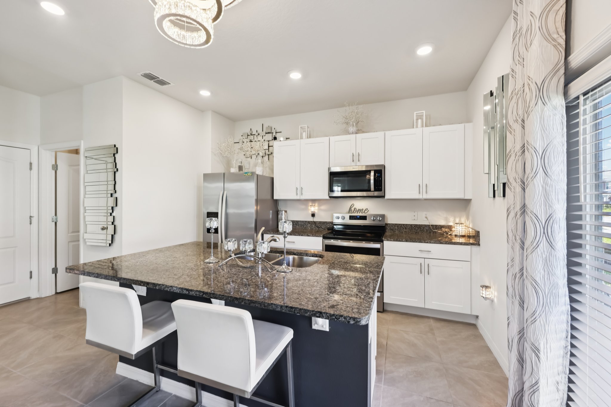 Meleto Blvd-S1203-009.jpg