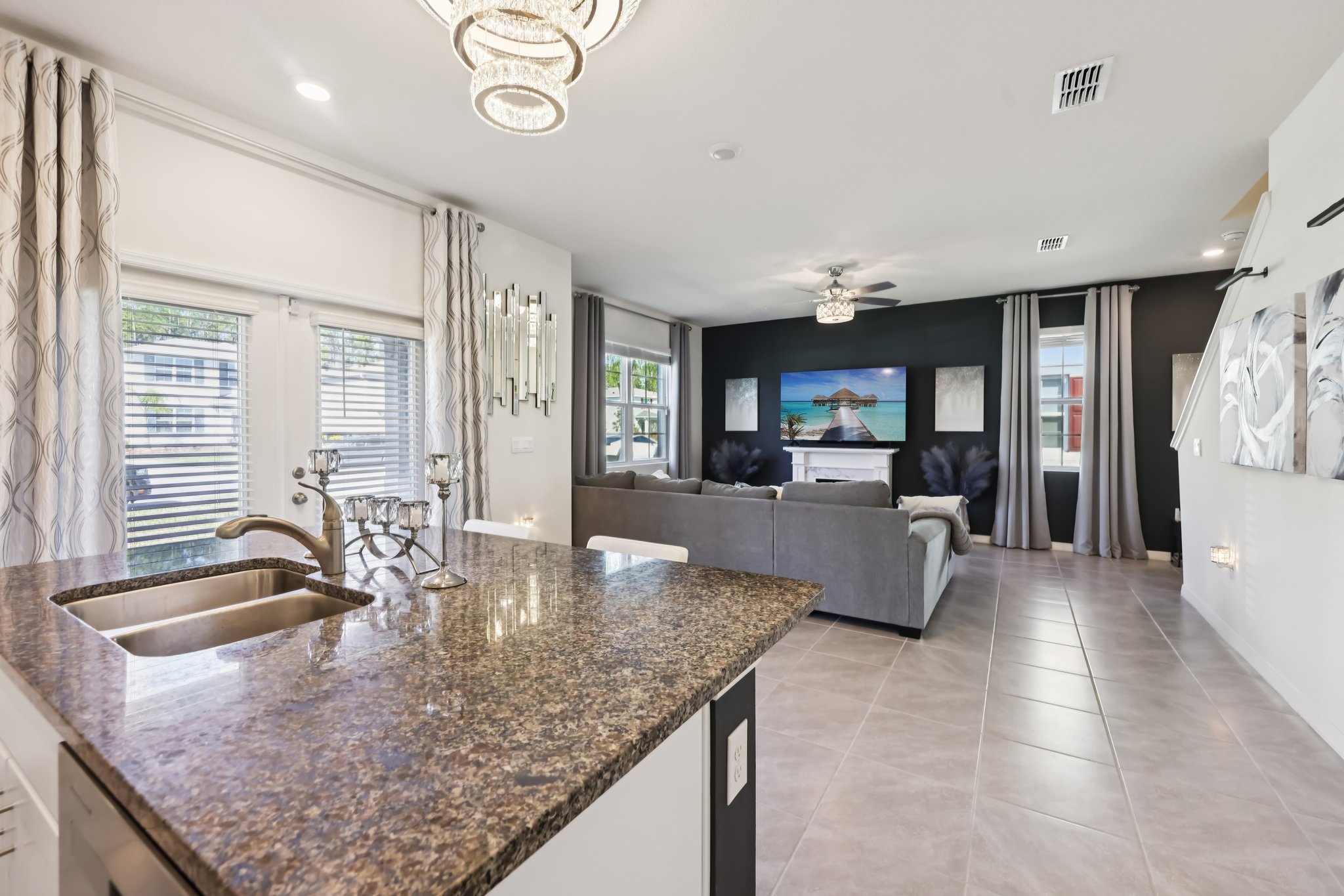 Meleto Blvd-S1203-014.jpg