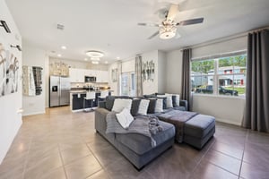 Meleto Blvd-S1203-005.jpg