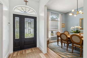 Foyer/Dining Room
