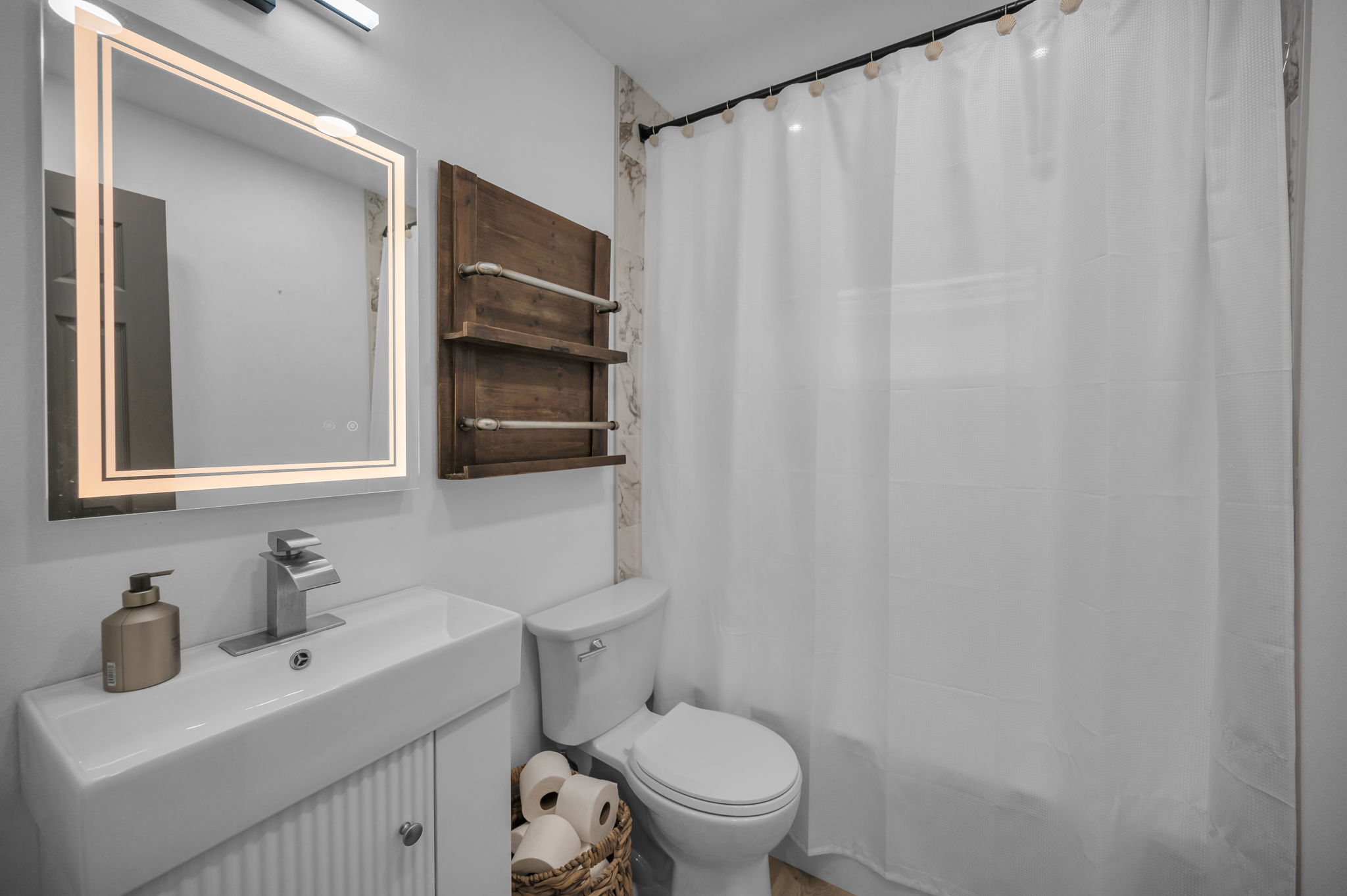 Bathroom2a