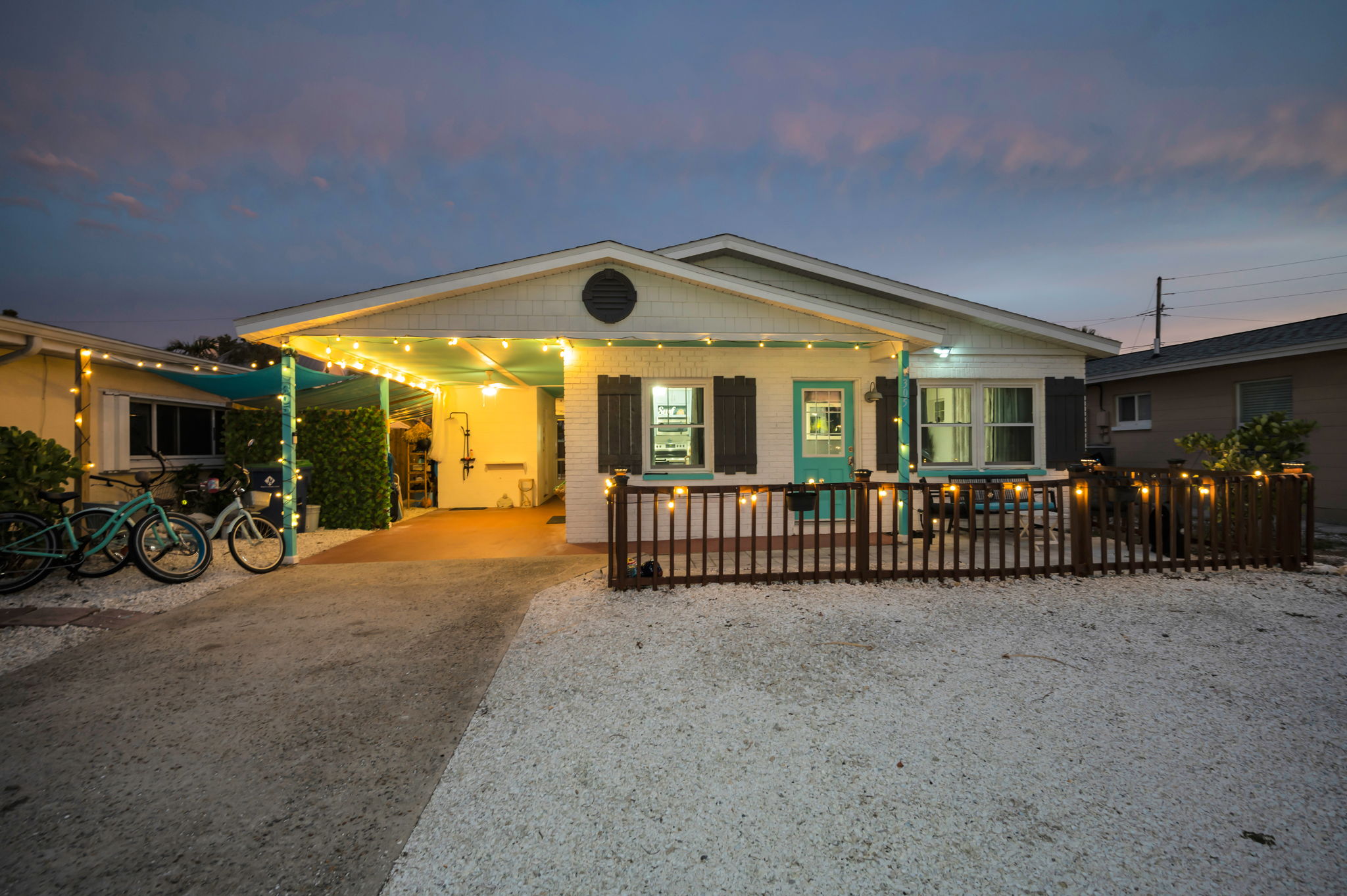 Front Exterior31