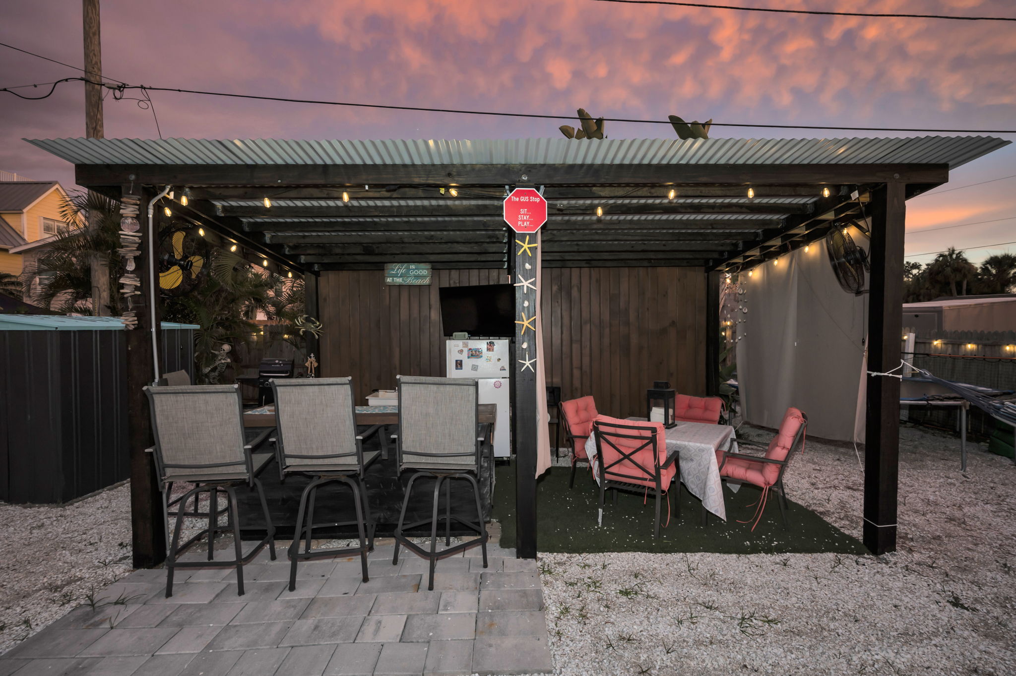 Outdoor Bar12