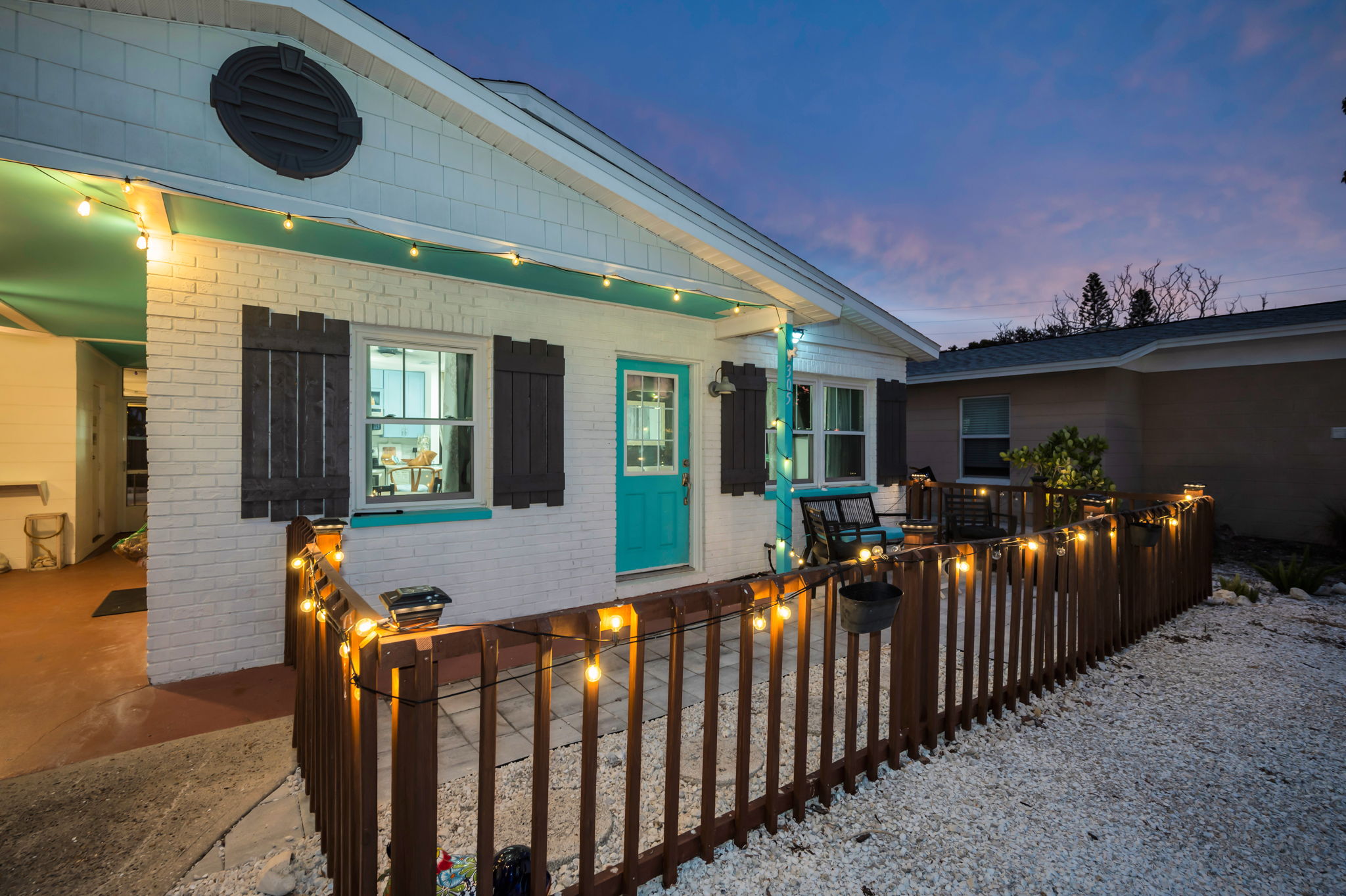 Front Patio10