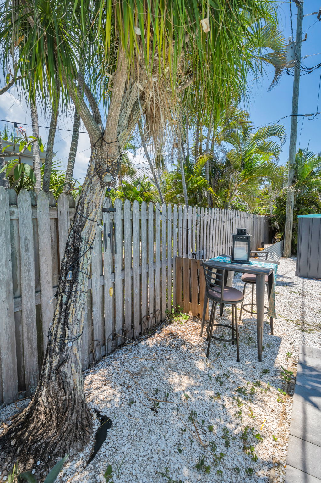 Side Patio2