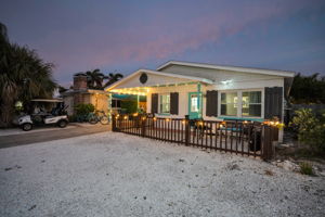 Front Exterior29